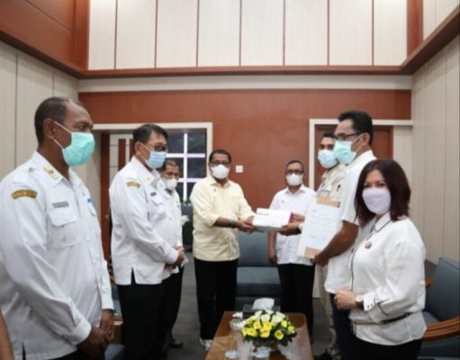 IWIP Dukung Program Kesehatan Penanganan Covid-19, Beri Sumbangan Alat Medis di Malut