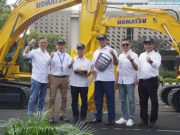 Hybrid Excavator Komatsu HB365-1, Turunkan Konsumsi Bahan Bakar 17%