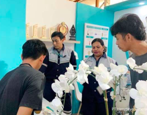 Komitmen Hengjaya Mineralindo pada Praktik Penambangan Berkelanjutan PT Hengjaya Mineralindo menunjukkan komitmen praktik penambangan yang berkelanjutan dengan tajuk “Sustainable Mining” melalui ajang pameran lintas sektor yang digelar selama 25 – 28 April 2024 di Sirkuit Panggona, Palu, Sulawesi Tengah. (dok.PT Hengjaya Mineralindo)