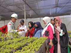 Vale Berikan Pengetahuan GMP Guru Se-Loeha Raya Ketika Berkunjung ke Taman Kehati