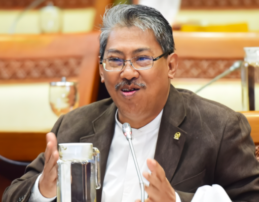 Komisi VII Minta Pemerintah Bantu Pengusaha Lokal Bangun Smelter Nikel Anggota Komisi VII DPR RI Mulyanto. (Foto : emedia.dpr.go.id)