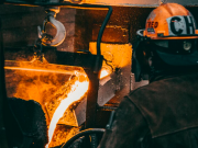 Kecelakaan Smelter Nikel Terjadi Lagi, Tewaskan Satu TKA Asal China Ilustrasi smelter nikel. (Freepik.com)