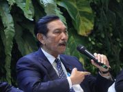 Menko Luhut Minta Generasi Muda Semakin ‘Melek’ Krisis Iklim Menteri Koordinator Bidang Kemaritiman dan Investasi (Menko Marves) Luhut Binsar Pandjaitan.