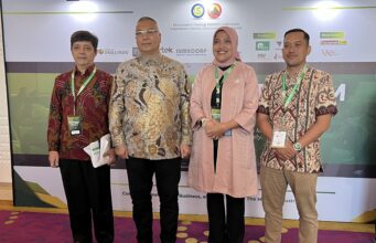 MGEI Tekankan Geologi Ekonomi sebagai Fondasi Hilirisasi Mineral Nasional (Ki-Ka) Direktur Teknik dan Lingkungan Mineral dan Batubara Kementerian Energi dan Sumber Daya Mineral (ESDM), Hendra Gunawan; Deputi Bidang Perencanaan Penanaman Modal Kementerian Investasi dan Hilirisasi/BKPM, Dedi Latip; Ketua Umum MGEI, Rosalyn Wullandhary dan Ketua MGEI Business Forum 2025, Rizki Arianto. (Dok. MNI)