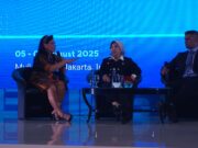 IFC: Indonesia perlu Kombinasikan Strategi Investasi dan Penyesuaian Regulasi (Paling kanan) Global Sector Lead for Automotive, Electronics, and Machinery International Finance Corporation (IFCI), Asogan Moodaly. Sesi panel, downstreaming Indonesia 's Nickel Production Global Battery Manufacturing. (Dok. NBRI)