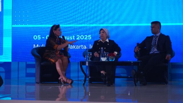 (Paling kanan) Global Sector Lead for Automotive, Electronics, and Machinery International Finance Corporation (IFCI), Asogan Moodaly. Sesi panel, downstreaming Indonesia 's Nickel Production Global Battery Manufacturing. (Dok. NBRI) (Paling kanan) Global Sector Lead for Automotive, Electronics, and Machinery International Finance Corporation (IFCI), Asogan Moodaly. Sesi panel, downstreaming Indonesia 's Nickel Production Global Battery Manufacturing. (Dok. NBRI)