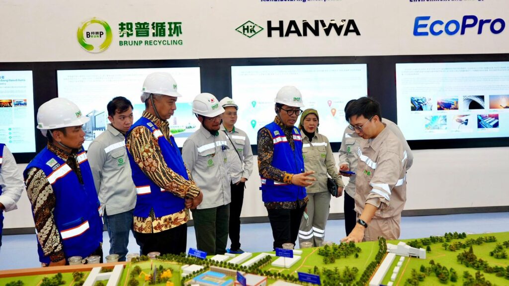 Kementerian Perindustrian (Kemenperin) saat melakukan kunjungan di Indonesia Morowali Industrial Park (IMIP). (Dok. Kemenperin)