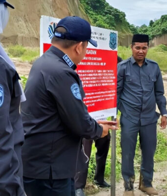 Pelanggaran Serius Ditemukan, KLH Segel Lokasi Tambang Bermasalah di Sumbar