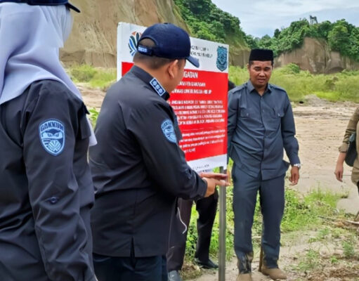 Pelanggaran Serius Ditemukan, KLH Segel Lokasi Tambang Bermasalah di Sumbar