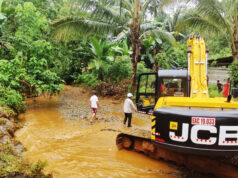 Ceria Lakukan Normalisasi Sungai Lapao-Pao Pascaluapan Akibat Hujan Operasional