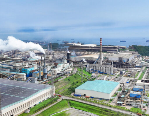 DSI Pasang PLTS Atap Skala Besar di IMIP, Dorong Transisi Energi Industri