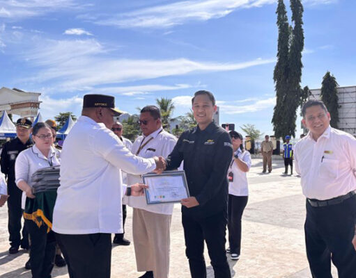 Komitmen Terapkan K3, UT Papua Raih Penghargaan Pembinaan K3