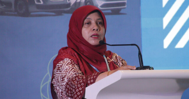 Amelia Rachmatunisa, KLH oke