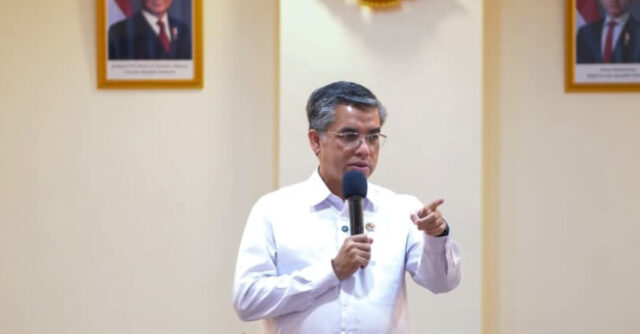 MENAKER Yasierl foto dok kemnaker