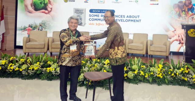 Jeffrey luncurkan Buku