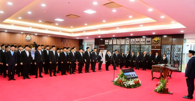 Pelantikan pejabat ESDM oleh Wamen