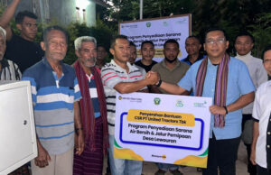 United Tractors Bangun Fasilitas Air Bersih di Lereng Gunung Lewotobi