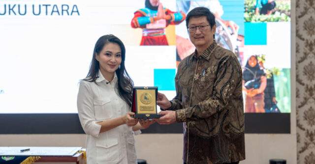 Gub Malut dan Roy