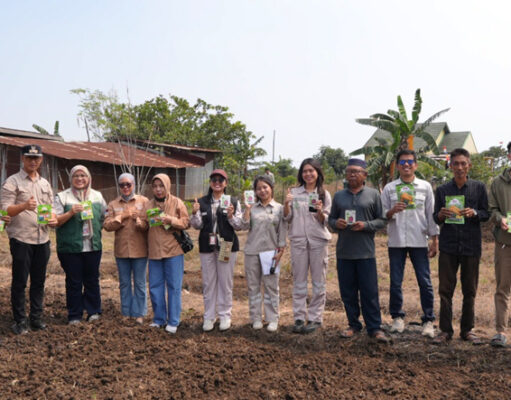 Huayue Salurkan Bantuan Sarana Pertanian untuk Petani di Tiga Desa Morowali